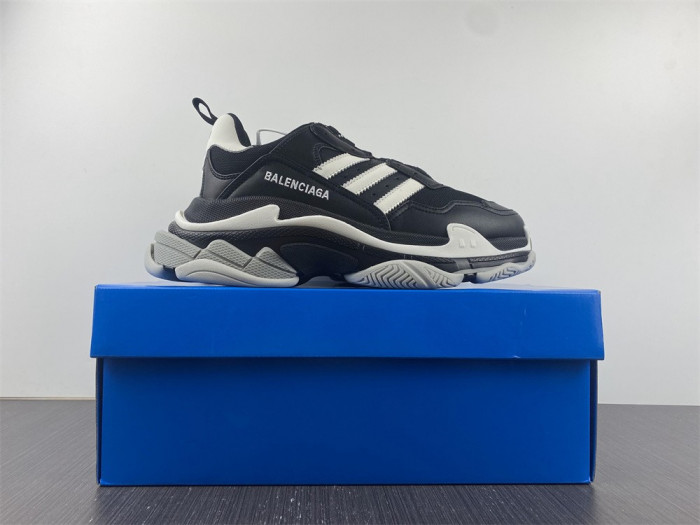 blcg sneaker triple.s sneakers l908-8906