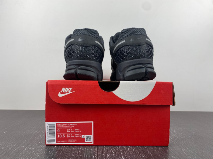 nike air zoom vomero 5