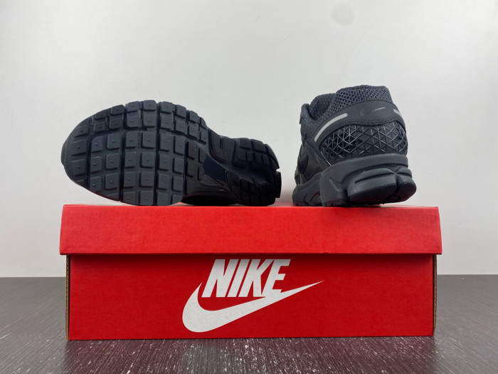 nike air zoom vomero 5
