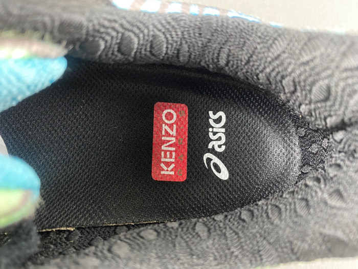 As*ic*s kenzo x gel kayano 20