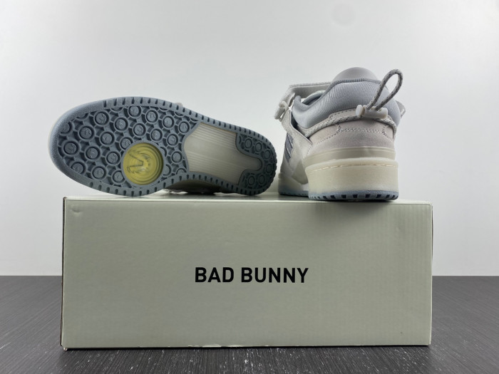 bad bunny x forum buckle low 
