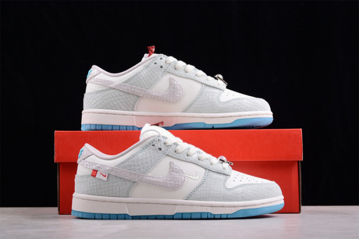 nike dunk low lx
