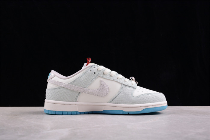 nike dunk low lx