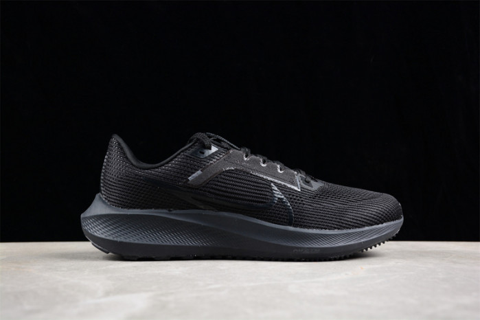 nike air zoom pegasus 40