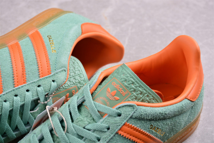 a*d*i*s gazelle indoor