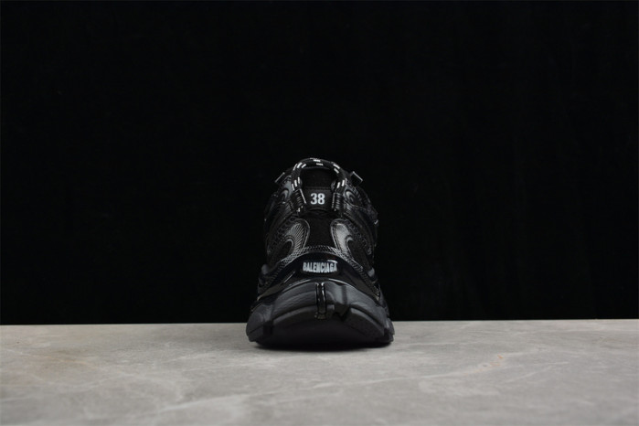 BLCG RUNNER SNEAKER W3RXP1090