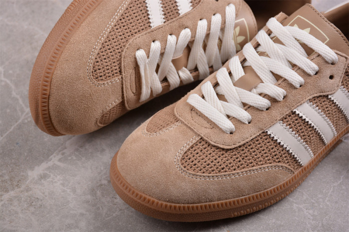 a*d*i*s samba og cardboard ig1379