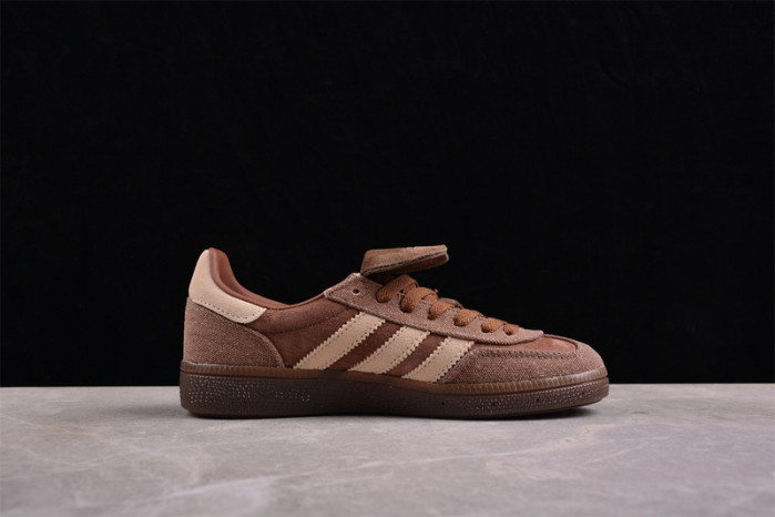 a*d*i*s handball spezial lt