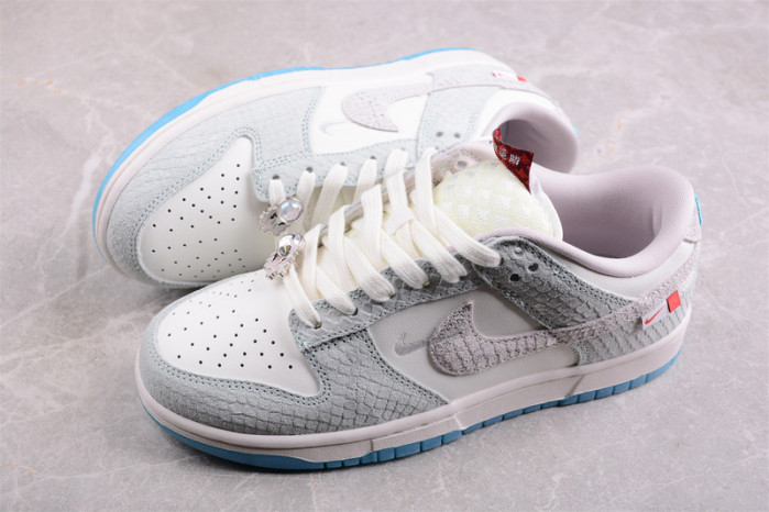 nike dunk low lx