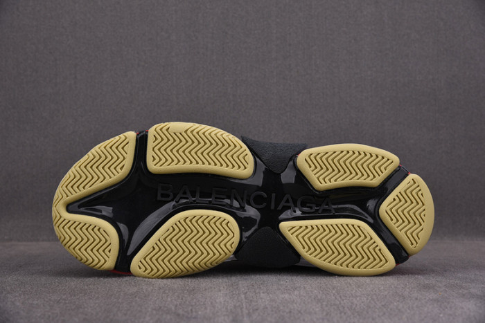 blcg sneaker triple.s.gomma